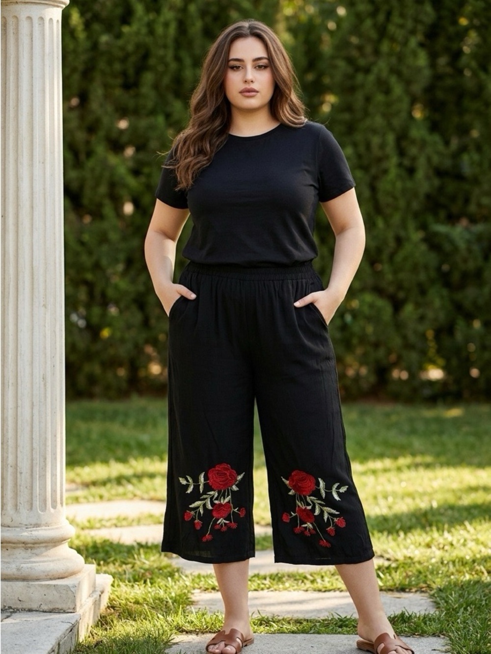 Plus-Size Black Embroidered Crop Pants with Rose Detail